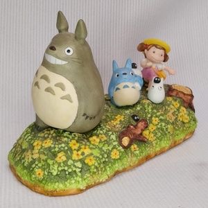 Totoro Large Ceramic Music Box NWT